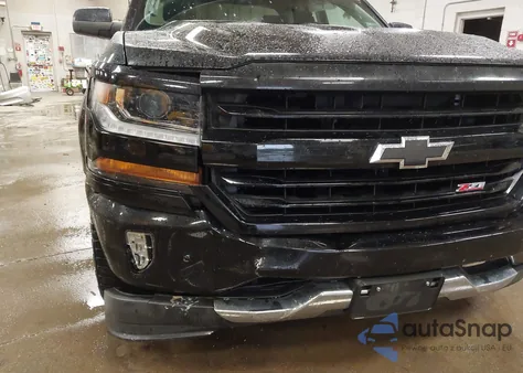 2018 Chevrolet Silverado 1500 2Lt z USA, uszkodzony, nr VIN 2GCVKREC1J1113145